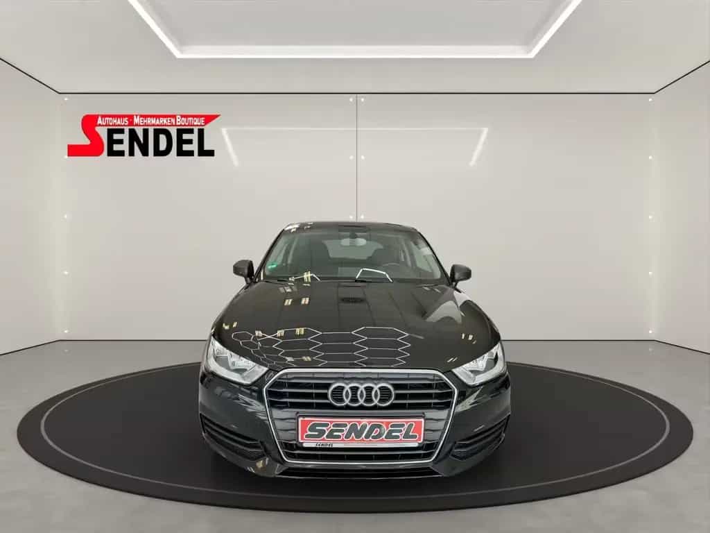 Audi A1 basis***MTL.RATE 150 €*** 06/2017-photo-0