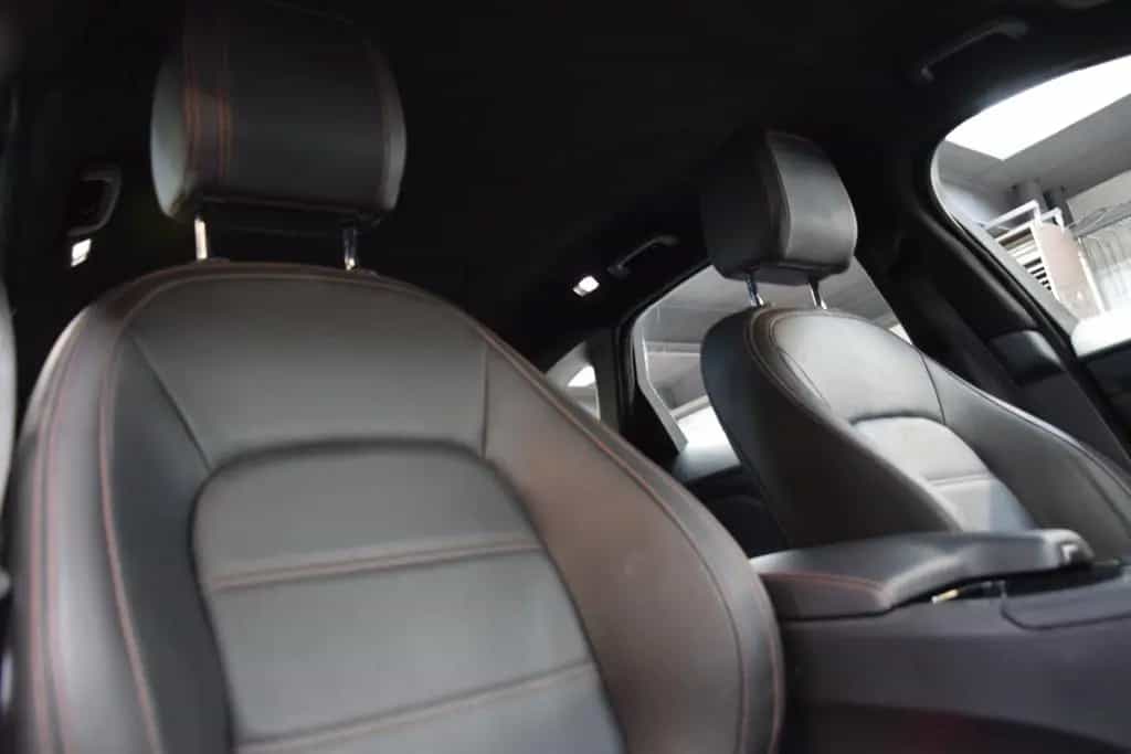 Jaguar F-Pace Prestige AWD Navi|Leder 09/2020-photo-15