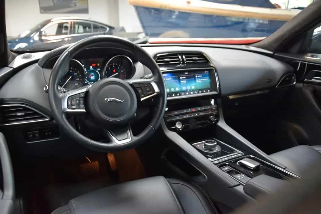 Jaguar F-Pace Prestige AWD Navi|Leder 09/2020-photo-2
