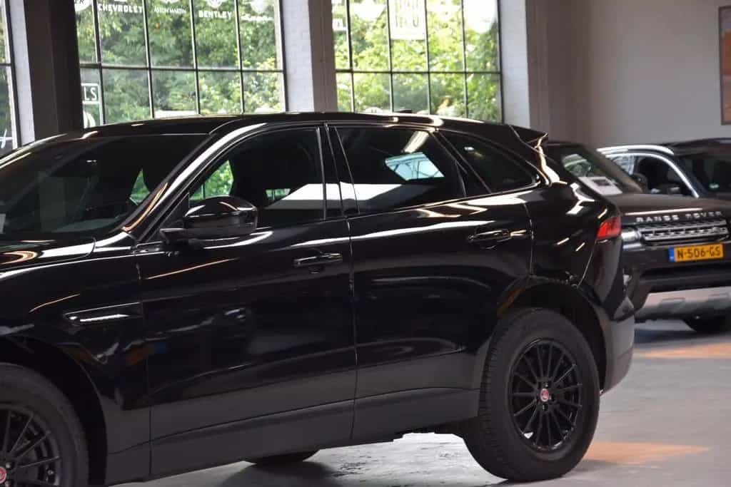 Jaguar F-Pace Prestige AWD Navi|Leder 09/2020-photo-3