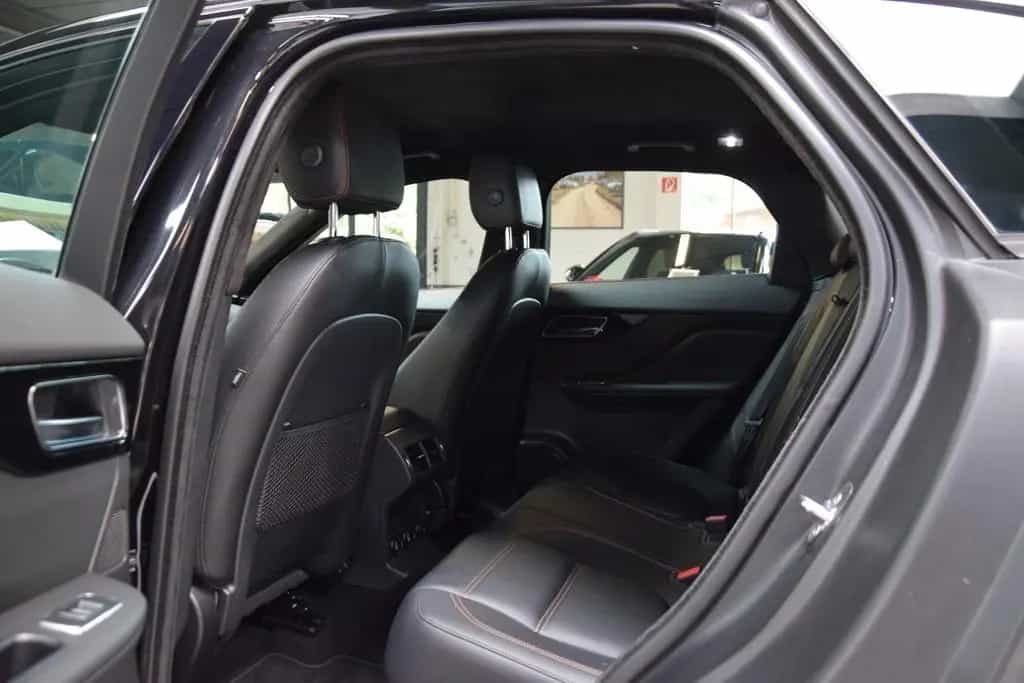 Jaguar F-Pace Prestige AWD Navi|Leder 09/2020-photo-7
