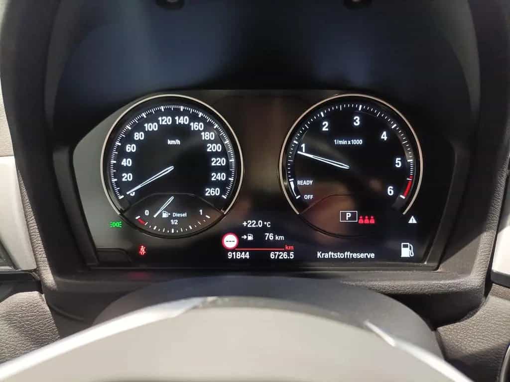 BMW X1 sDrive18d Navi|PDC|AHK|Kamera|Sitzhz 10/2021-photo-6