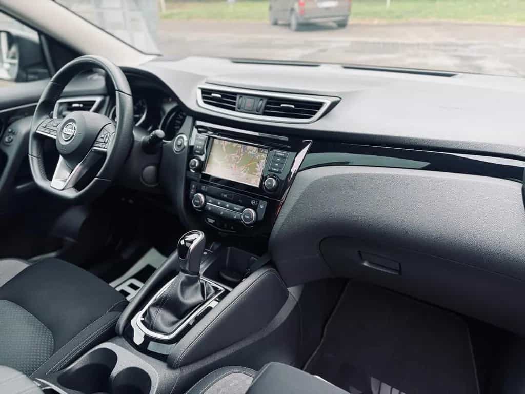 Nissan Qashqai Zama 1.3 Automatik+4xKamera+Pano+I-Key+ 04/2021-photo-28