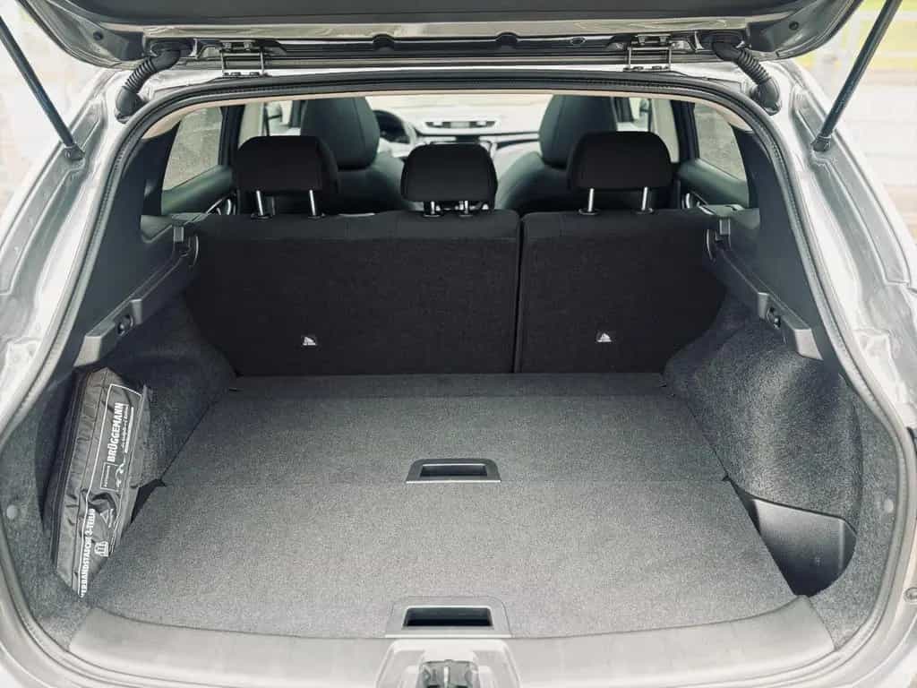 Nissan Qashqai Zama 1.3 Automatik+4xKamera+Pano+I-Key+ 04/2021-photo-32