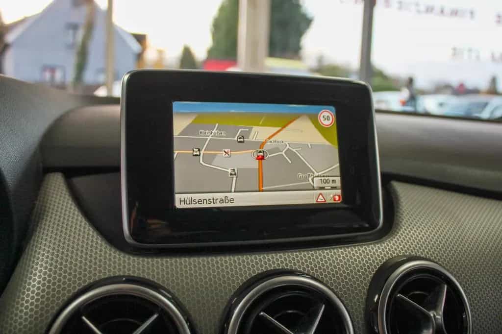 Mercedes-Benz B 200 Automatik Navi Teilleder TÜV Neu 2.Hand 08/2014-photo-12