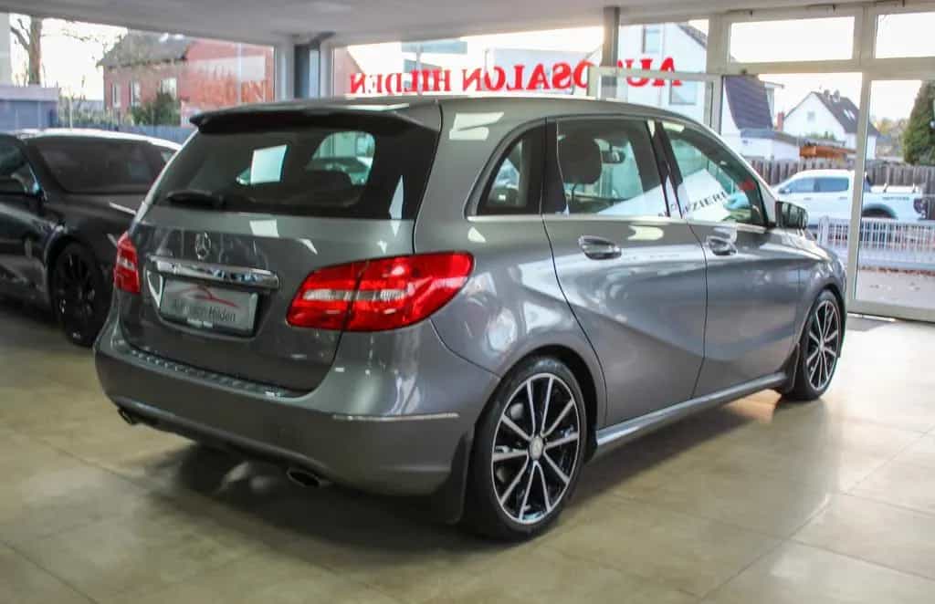 Mercedes-Benz B 200 Automatik Navi Teilleder TÜV Neu 2.Hand 08/2014-photo-4