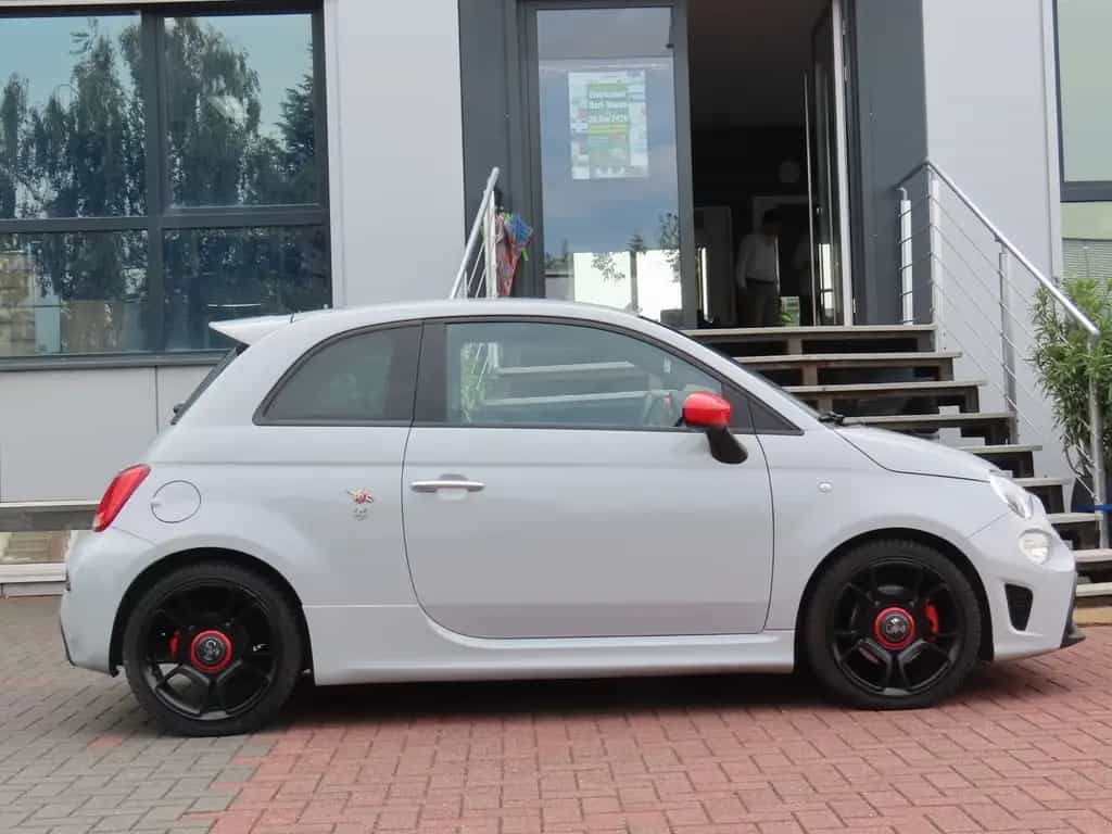 Abarth 595 Pista Sportsitze Sport-Abgasanlage Klima 10/2020-photo-7