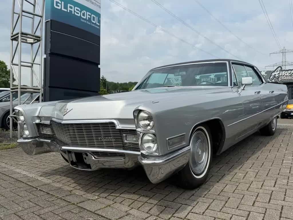 Cadillac Deville Sedan 7.7L/Klima/Leder/Automatik 03/1968-photo-1