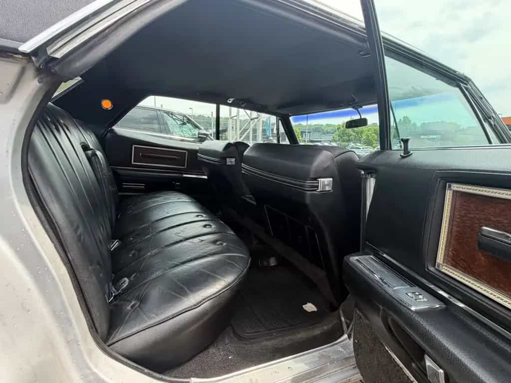 Cadillac Deville Sedan 7.7L/Klima/Leder/Automatik 03/1968-photo-17