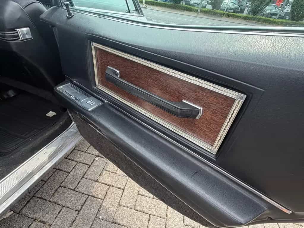 Cadillac Deville Sedan 7.7L/Klima/Leder/Automatik 03/1968-photo-21