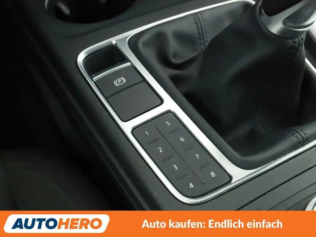 Audi A4 2.0 TFSI ultra Aut.*NAV*LED*TEMPO*PDC*SHZ*ALU 01/2017-photo-24