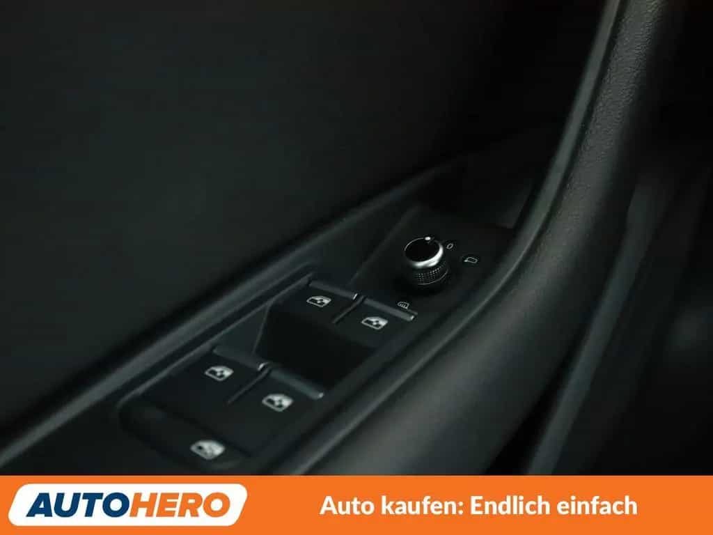 Audi A4 2.0 TFSI ultra Aut.*NAV*LED*TEMPO*PDC*SHZ*ALU 01/2017-photo-29