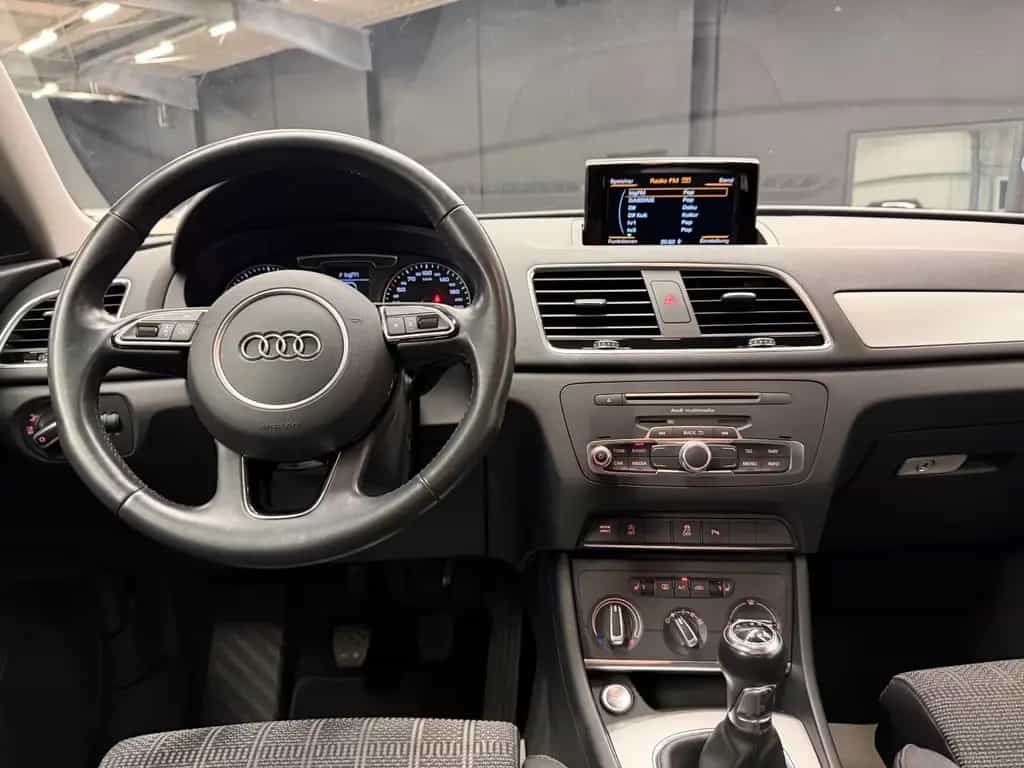 Audi Q3 sport Kamera SHZ AHK 8.Fach 11/2017-photo-13