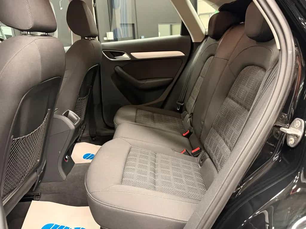 Audi Q3 sport Kamera SHZ AHK 8.Fach 11/2017-photo-21