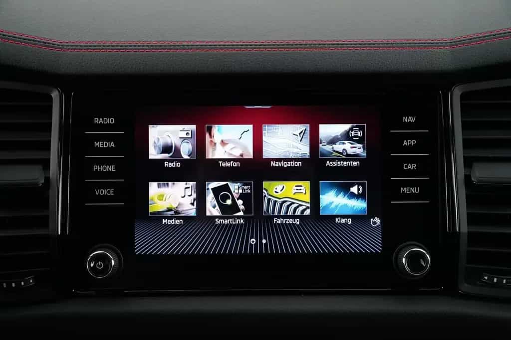 Skoda Kodiaq RS 2.0TSI DSG 4X4 STAND-HZ+MATRIX-LEDuvm 05/2022-photo-22