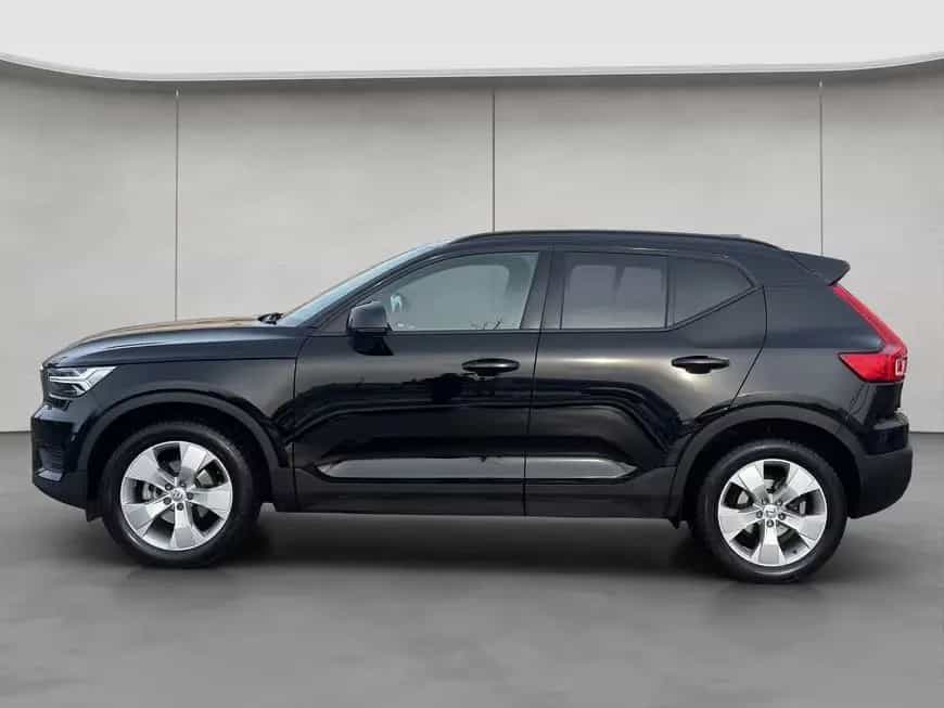 Volvo XC40 T2 Momentum-Core Navi LED Kamera PDCv+h 1.H 02/2022-photo-1