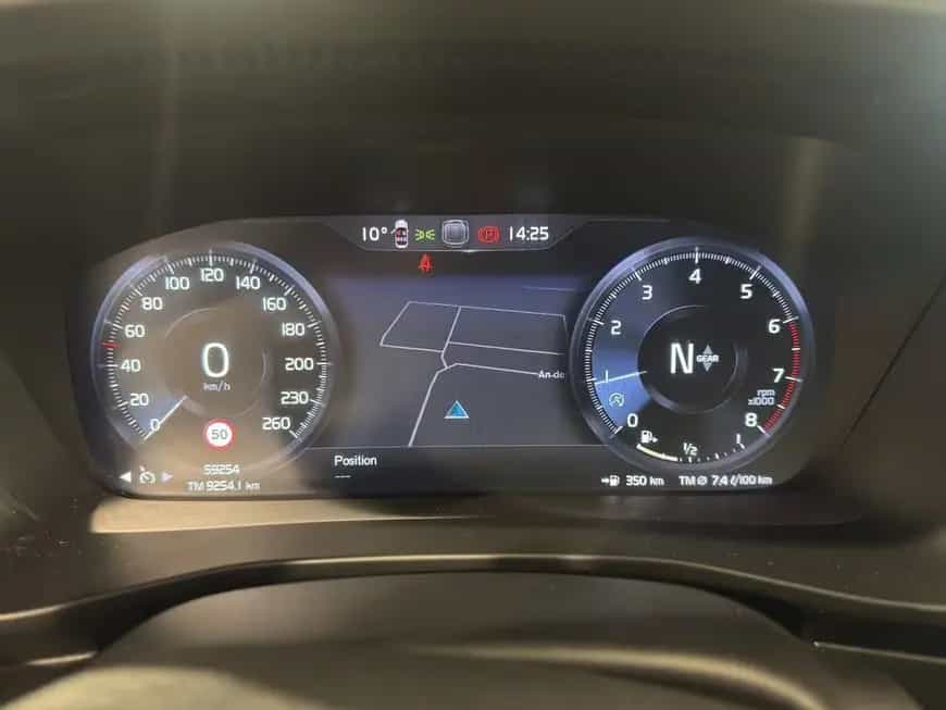 Volvo XC40 T2 Momentum-Core Navi LED Kamera PDCv+h 1.H 02/2022-photo-8