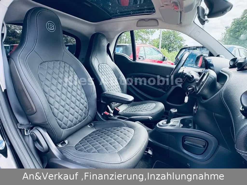Smart ForTwo Brabus Xclusive 109Ps AUTOM/LEDER/JBL/NAV 07/2018-photo-10