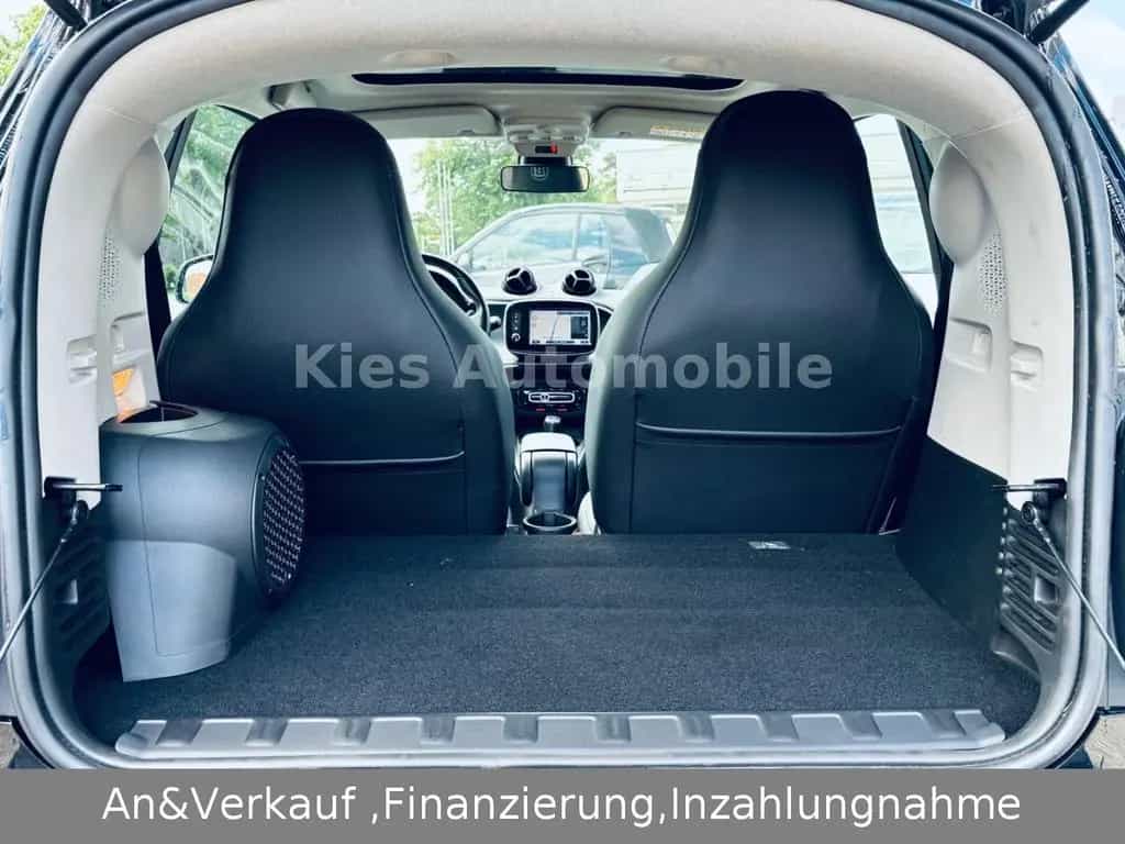 Smart ForTwo Brabus Xclusive 109Ps AUTOM/LEDER/JBL/NAV 07/2018-photo-22