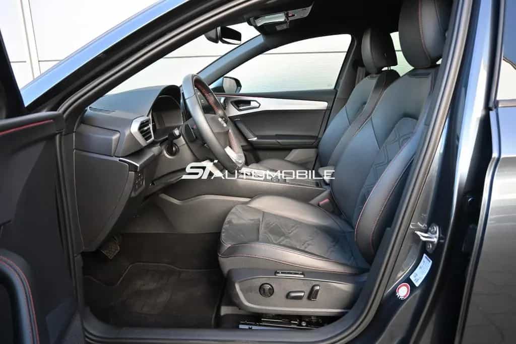 Seat Leon 2.0 TDI FR DSG Sportstourer °AHK°STANDHEIZ° 01/2022-photo-9