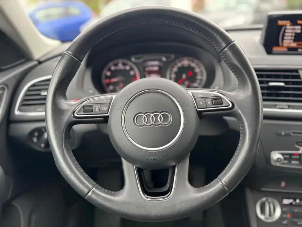 Audi Q3 2.0 TFSI quattro 07/2013-photo-19