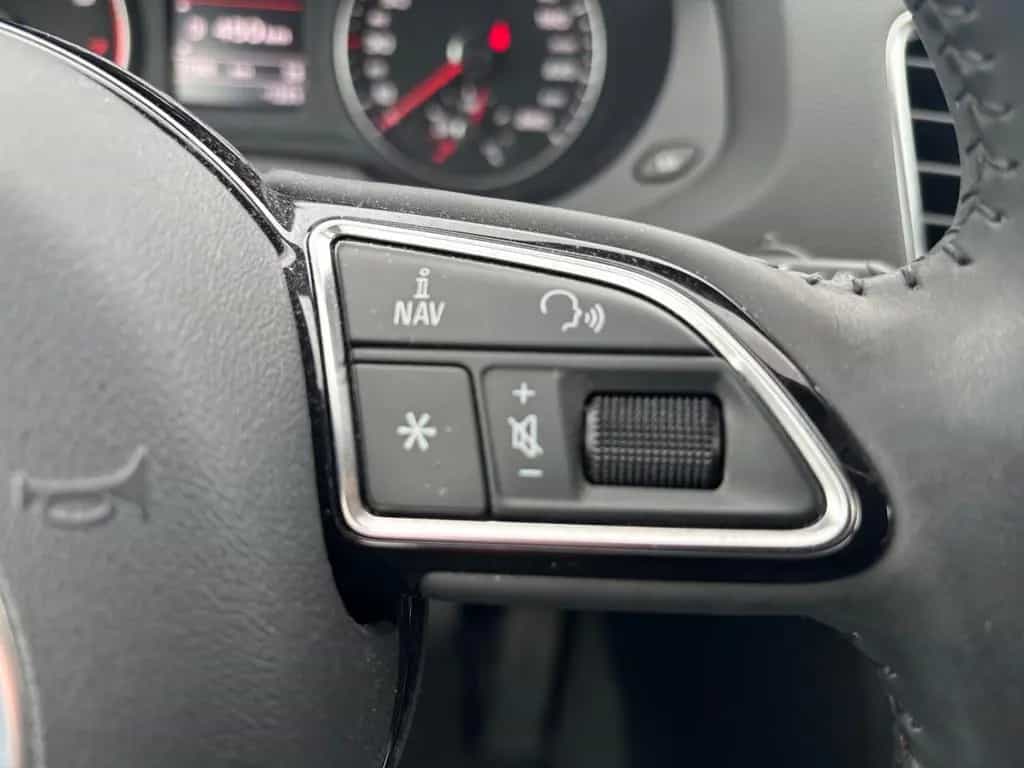 Audi Q3 2.0 TFSI quattro 07/2013-photo-21