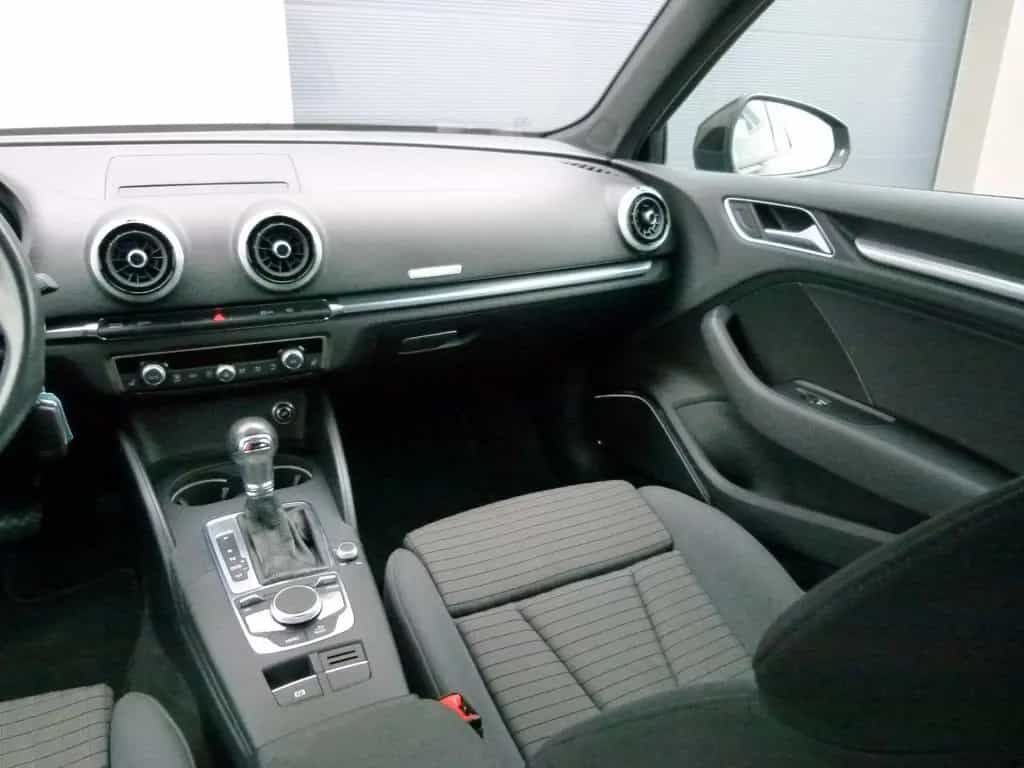 Audi A3 Sportb. 35TDI sport S-Line LED B/O ACC 1-Hand 11/2019-photo-10