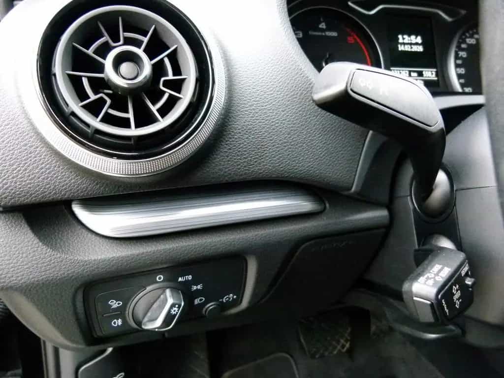 Audi A3 Sportb. 35TDI sport S-Line LED B/O ACC 1-Hand 11/2019-photo-20