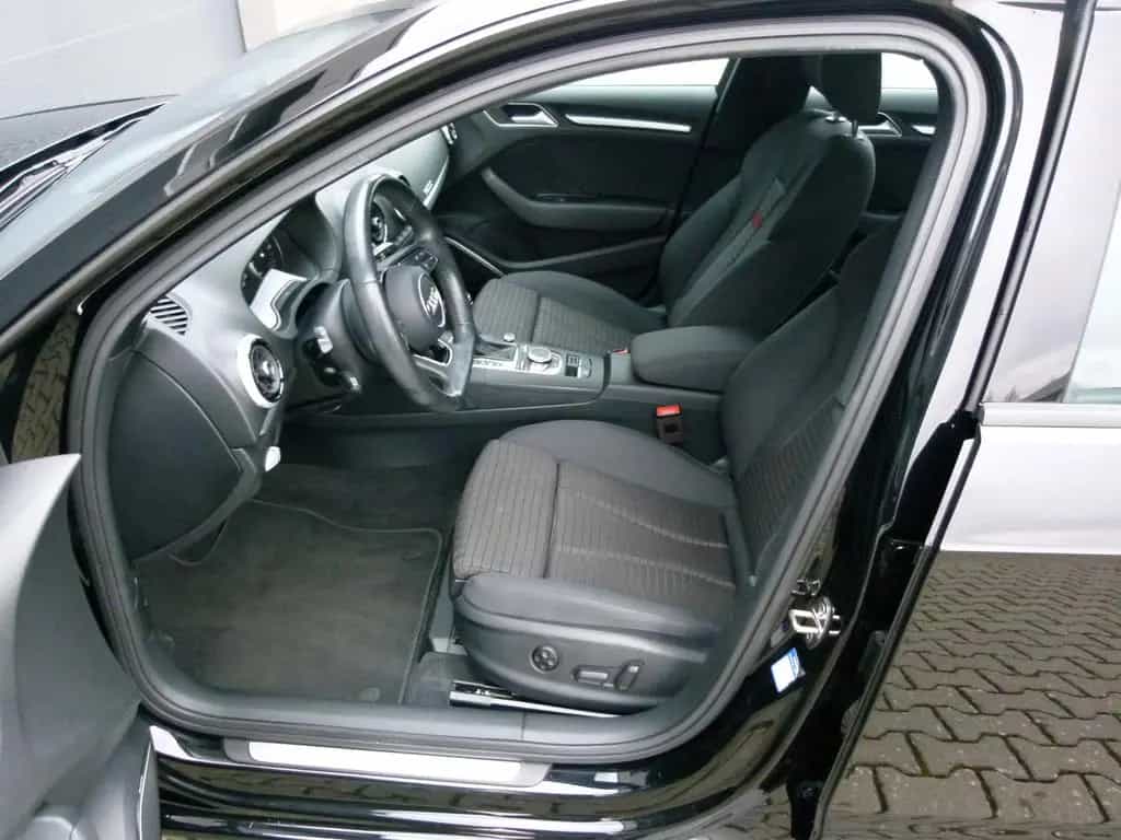 Audi A3 Sportb. 35TDI sport S-Line LED B/O ACC 1-Hand 11/2019-photo-7