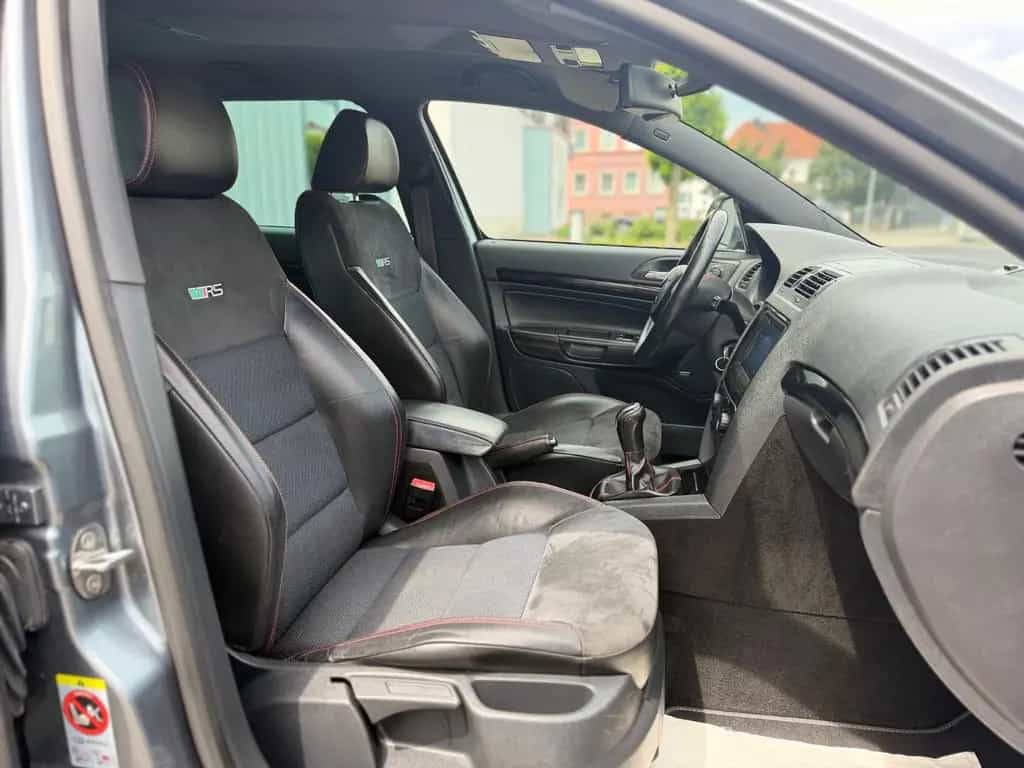 Skoda Octavia Combi RS Leder Xenon CarPlay Tüv 05.2028 11/2012-photo-31