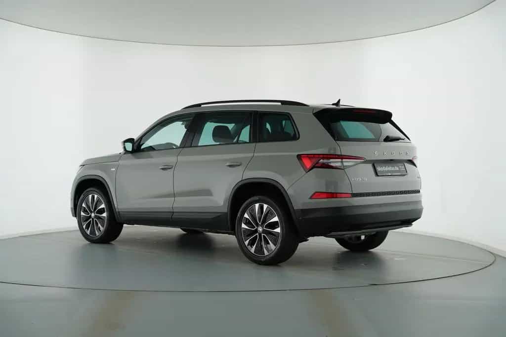 Skoda Kodiaq TOUR 2.0TSI DSG 4x4 MATRIX-LED+STANDHZG 03/2023-photo-7
