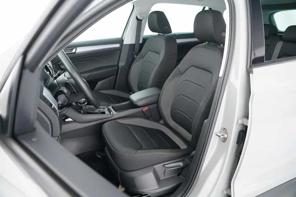 Skoda Kodiaq TOUR 2.0TSI DSG 4x4 MATRIX-LED+STANDHZG 03/2023-photo-8