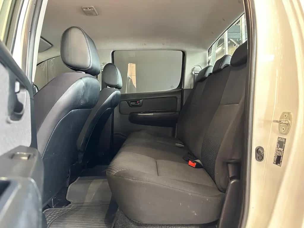 Toyota Hilux ELCH 2.5 DOUBLE CAB 4X4 BUNDESWEHR SPERRE 07/2015-photo-17