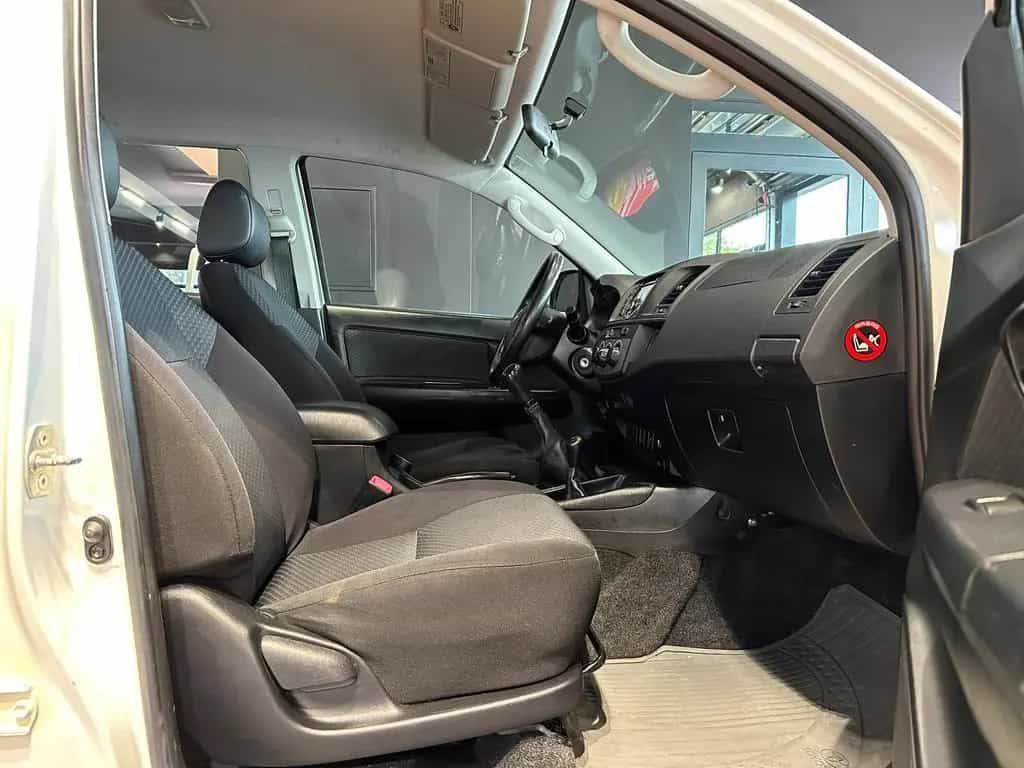 Toyota Hilux ELCH 2.5 DOUBLE CAB 4X4 BUNDESWEHR SPERRE 07/2015-photo-18