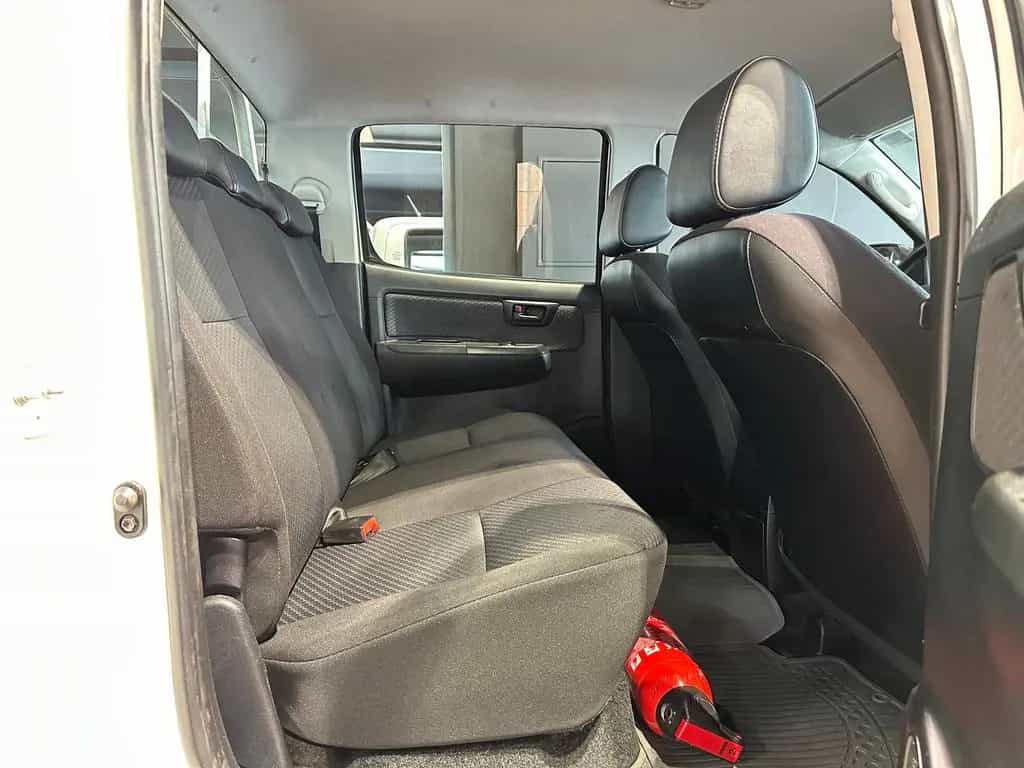 Toyota Hilux ELCH 2.5 DOUBLE CAB 4X4 BUNDESWEHR SPERRE 07/2015-photo-19