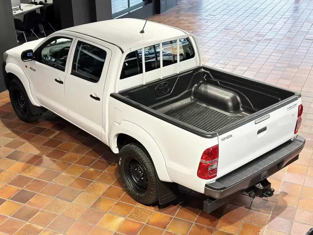 Toyota Hilux ELCH 2.5 DOUBLE CAB 4X4 BUNDESWEHR SPERRE 07/2015-photo-4