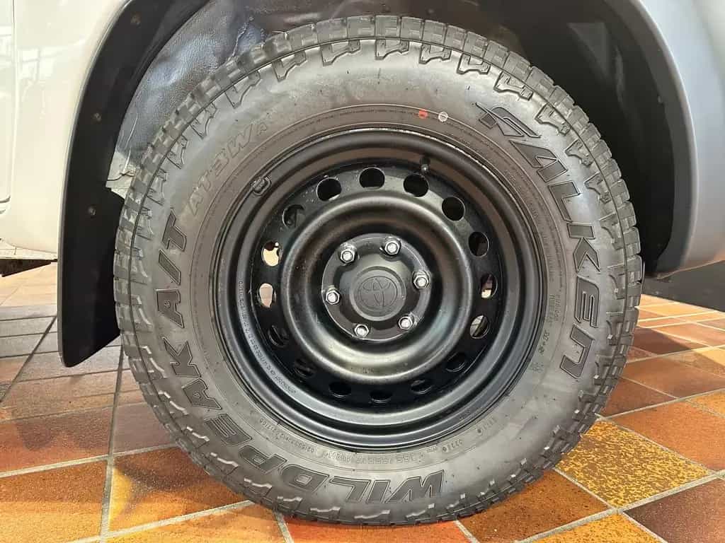 Toyota Hilux ELCH 2.5 DOUBLE CAB 4X4 BUNDESWEHR SPERRE 07/2015-photo-45