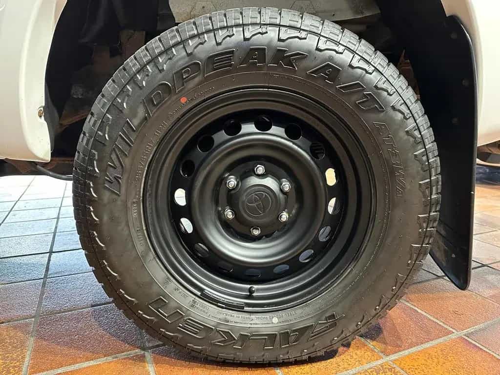 Toyota Hilux ELCH 2.5 DOUBLE CAB 4X4 BUNDESWEHR SPERRE 07/2015-photo-46