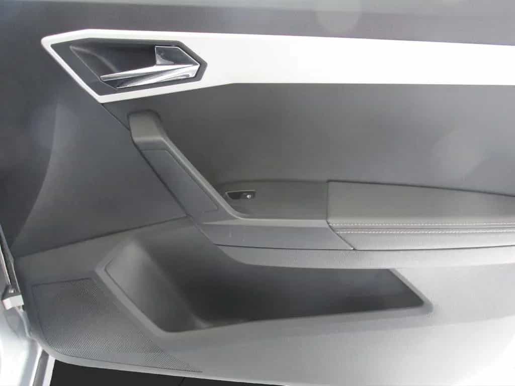 Seat Arona Xcellence***MTL.RATE 147 €*** 05/2018-photo-22