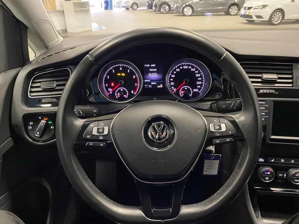 Volkswagen Golf 1.4 16V TSI 1395 ccm Highline PDC+NAVI+ACC+ 04/2017-photo-8