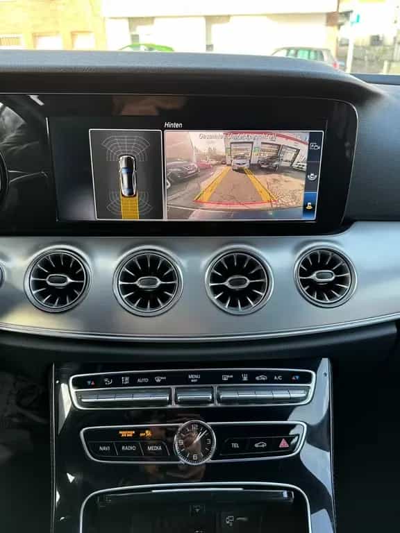 Mercedes-Benz E 300 Coupe*1.Hand*Tüv*Inspektion* 11/2018-photo-21