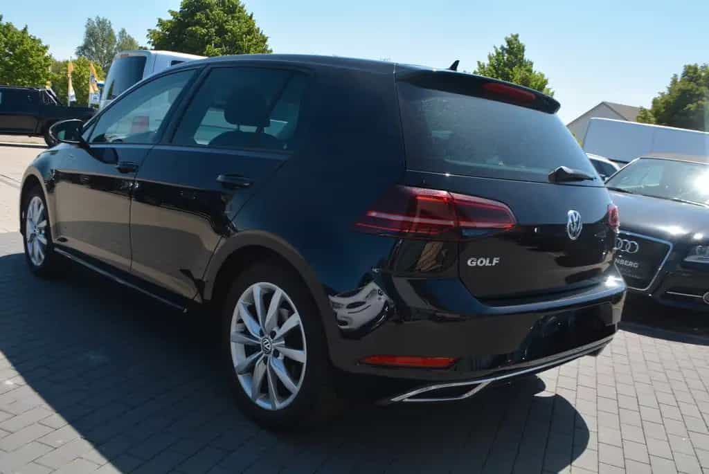 Volkswagen Golf VII Lim. Highline LED-virtualCP-Navi 03/2017-photo-11