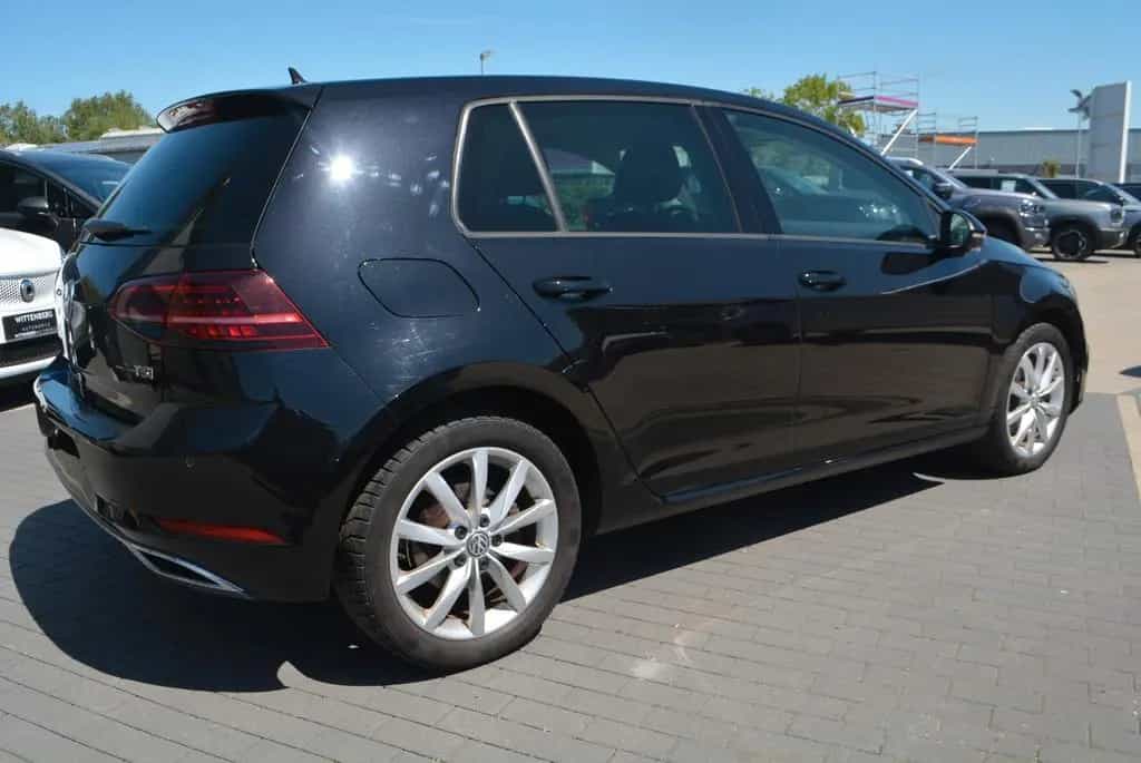 Volkswagen Golf VII Lim. Highline LED-virtualCP-Navi 03/2017-photo-18