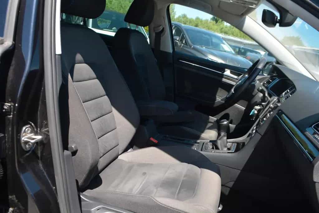 Volkswagen Golf VII Lim. Highline LED-virtualCP-Navi 03/2017-photo-23