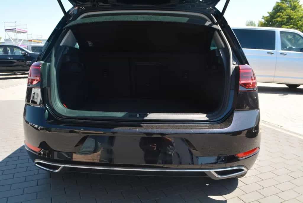 Volkswagen Golf VII Lim. Highline LED-virtualCP-Navi 03/2017-photo-27