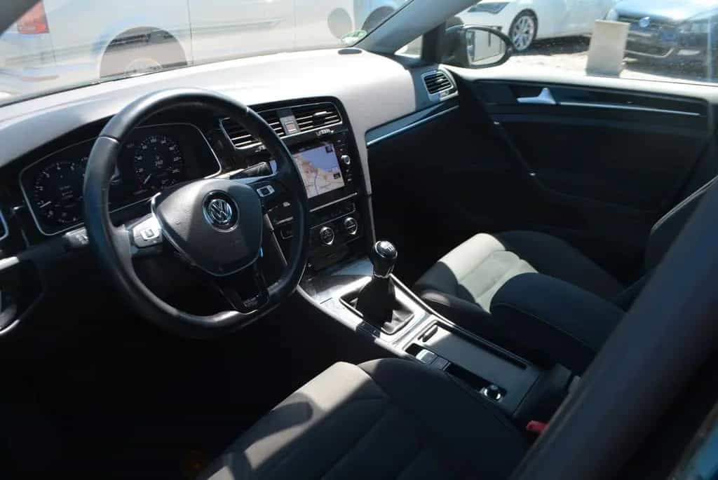 Volkswagen Golf VII Lim. Highline LED-virtualCP-Navi 03/2017-photo-29
