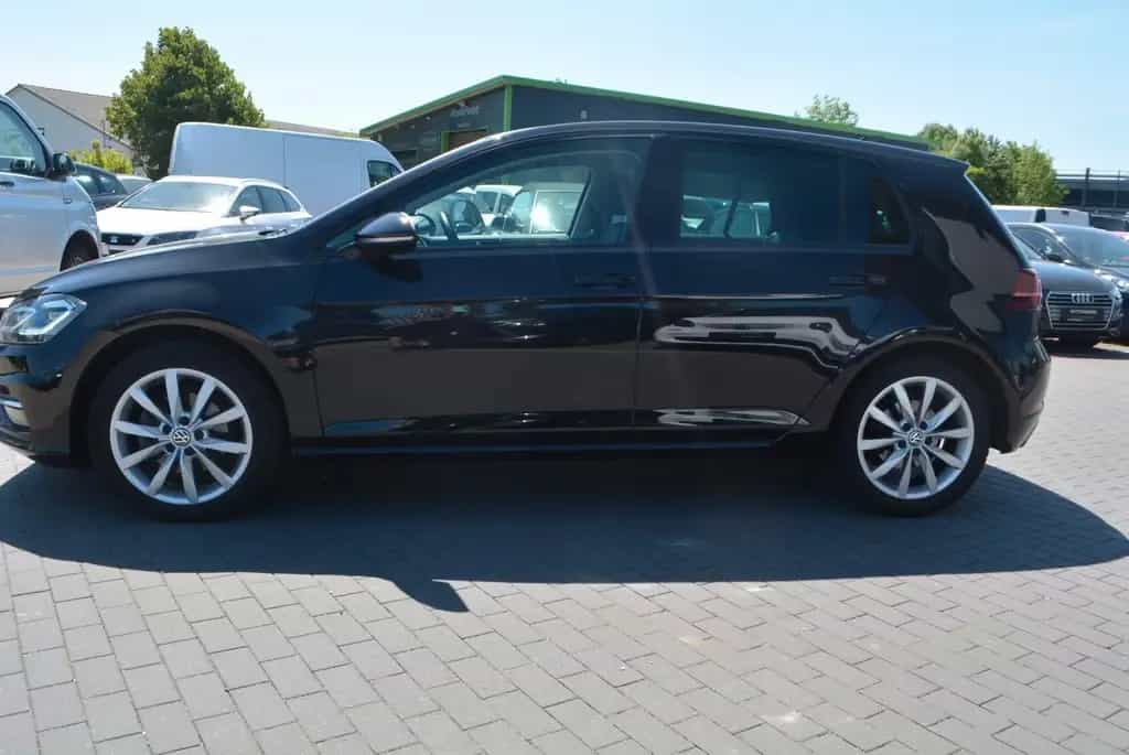 Volkswagen Golf VII Lim. Highline LED-virtualCP-Navi 03/2017-photo-8