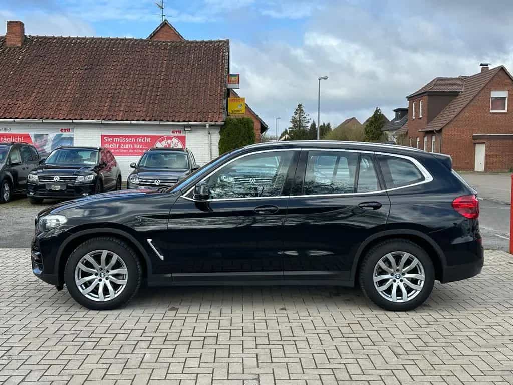 BMW X3 2.0, Aut., Allrad, LED, TÜV neu, Service neu 12/2019-photo-1