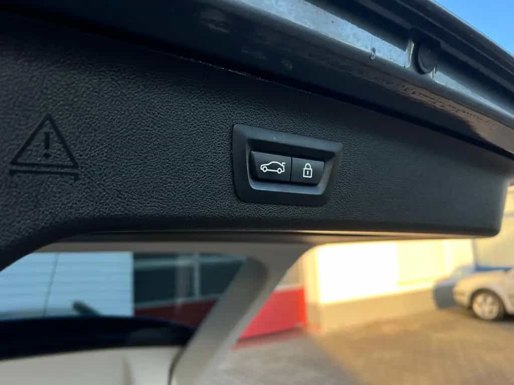 BMW 530 d Sport+LED+ACC+360°+AHK+Scheckh.+Bremse neuw 12/2018-photo-11
