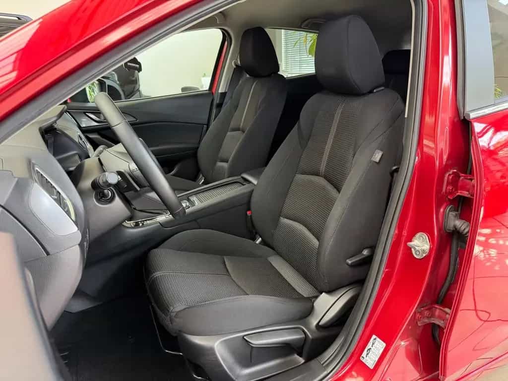 Mazda 3 Sportsline Automatik NAVI*S+LHZ*RFK*HUD*LED* 01/2018-photo-13